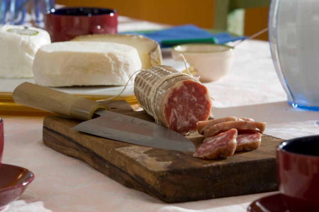 Cascina Il Ginepro ξενώνας Sinio Εξωτερικό φωτογραφία